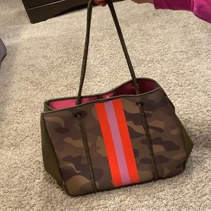 Neoprene Tote Bag Camo